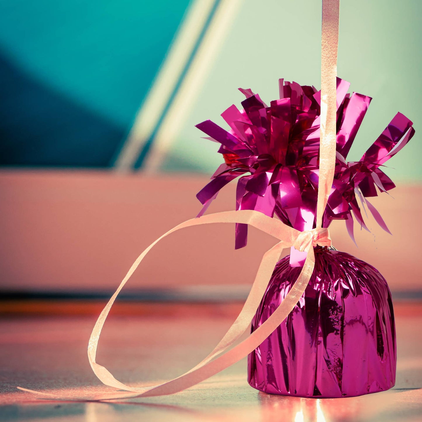 Balloon Weight - Fuchsia: Fuchsia