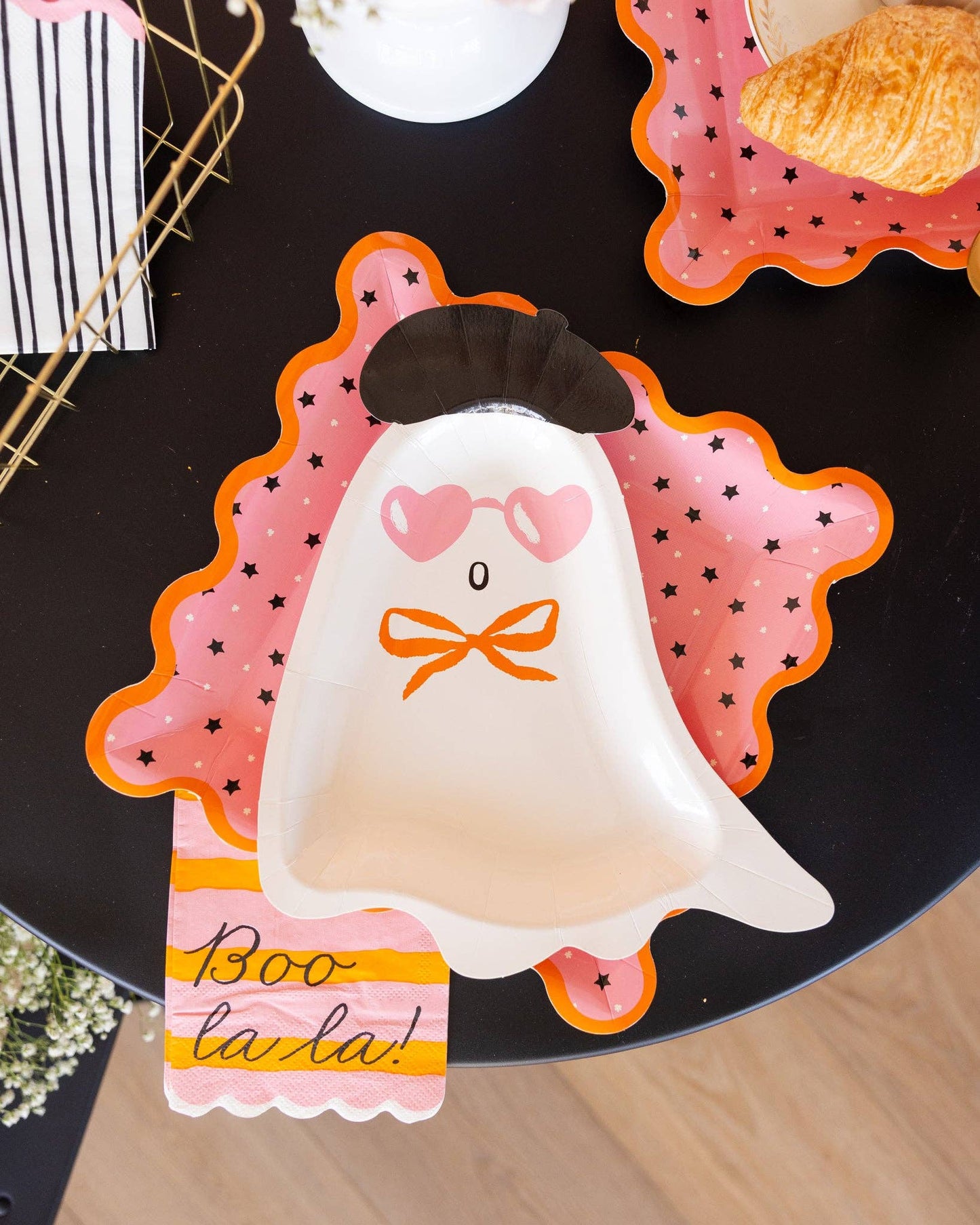 BLL1242 - Boo La La Ghost Shaped Paper Plate
